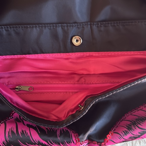 VERA WANG "Lovestruck" 🖤BLACK & PINK🩷 SEQUIN BOW TOTE SHOULDER BAG 🌟NWT🌟 - Picture 7 of 11